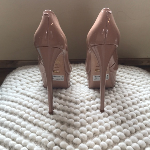 Beautiful verniz peach Schutz high heels - Picture 5 of 7